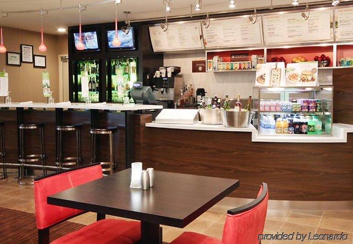 达拉斯路易斯维尔万怡酒店 刘易斯维尔 餐厅 照片